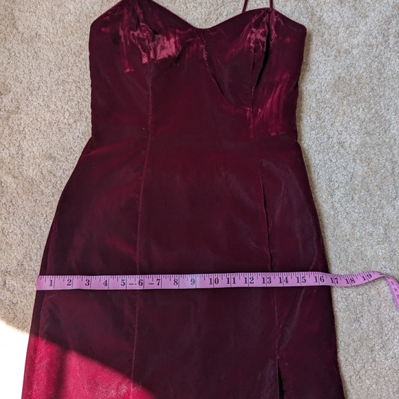 Vintage LA GLO Red Maroon Velvet Spaghetti Strap Midi Prom Party Dress - Picture 11 of 14